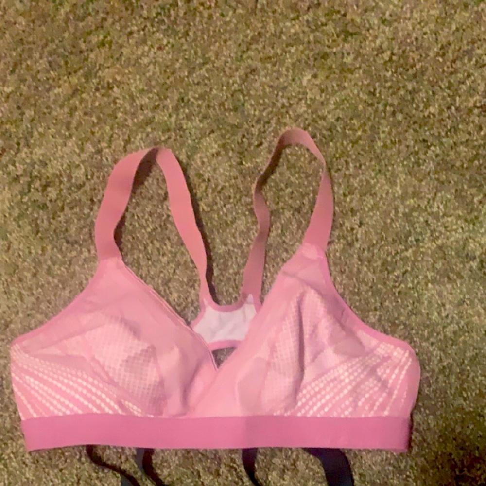 Lulu lemon bra 36C
